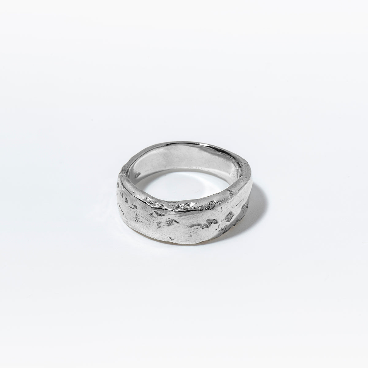 ECLIPSE ring