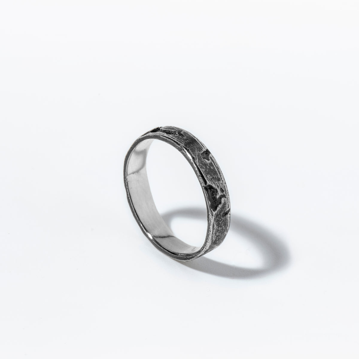 ERODED Light ring band