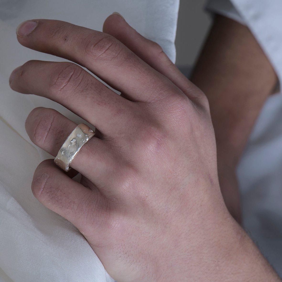 ECLIPSE ring